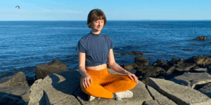 meditation easy pose sukhasana how to meditate meditation for beginners